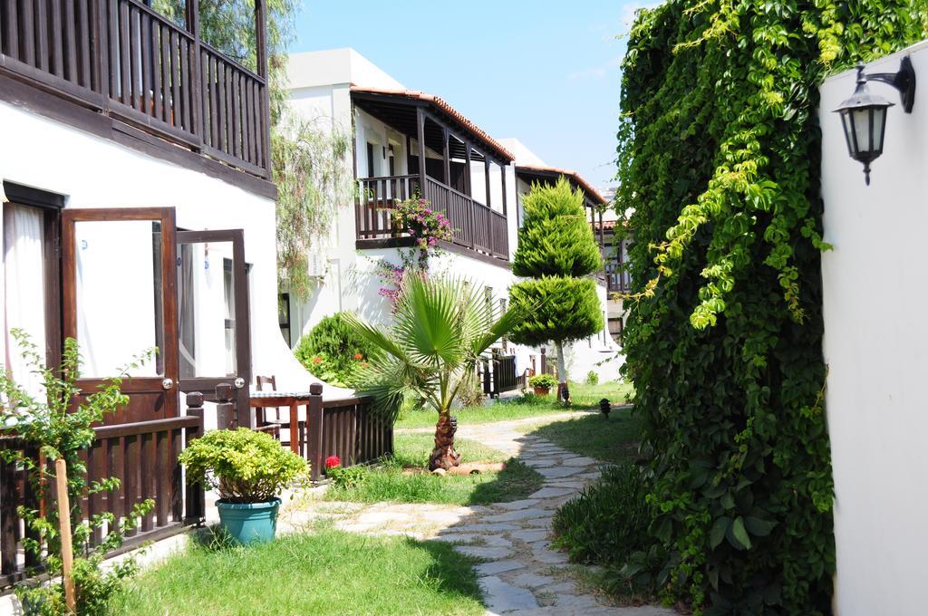 Salinas Beach Hotel Bodrum-Boutique Concept Gumbet Exterior photo