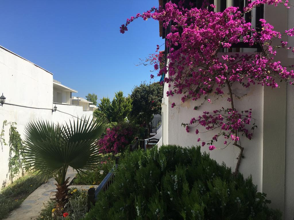 Salinas Beach Hotel Bodrum-Boutique Concept Gumbet Exterior photo